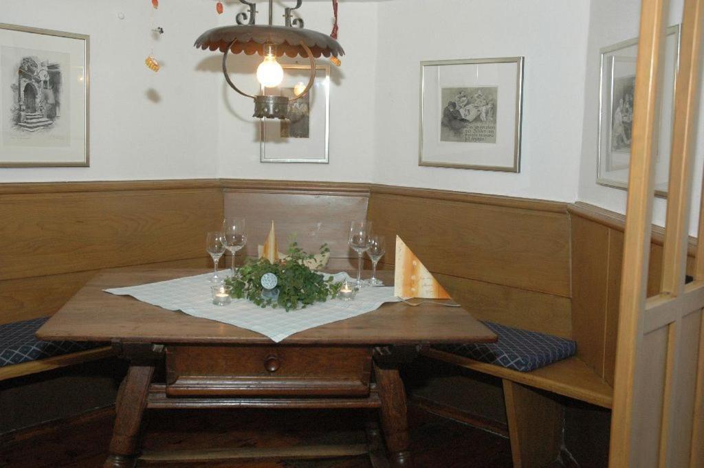 Landhaus Zum Falken Tauberzell Buitenkant foto