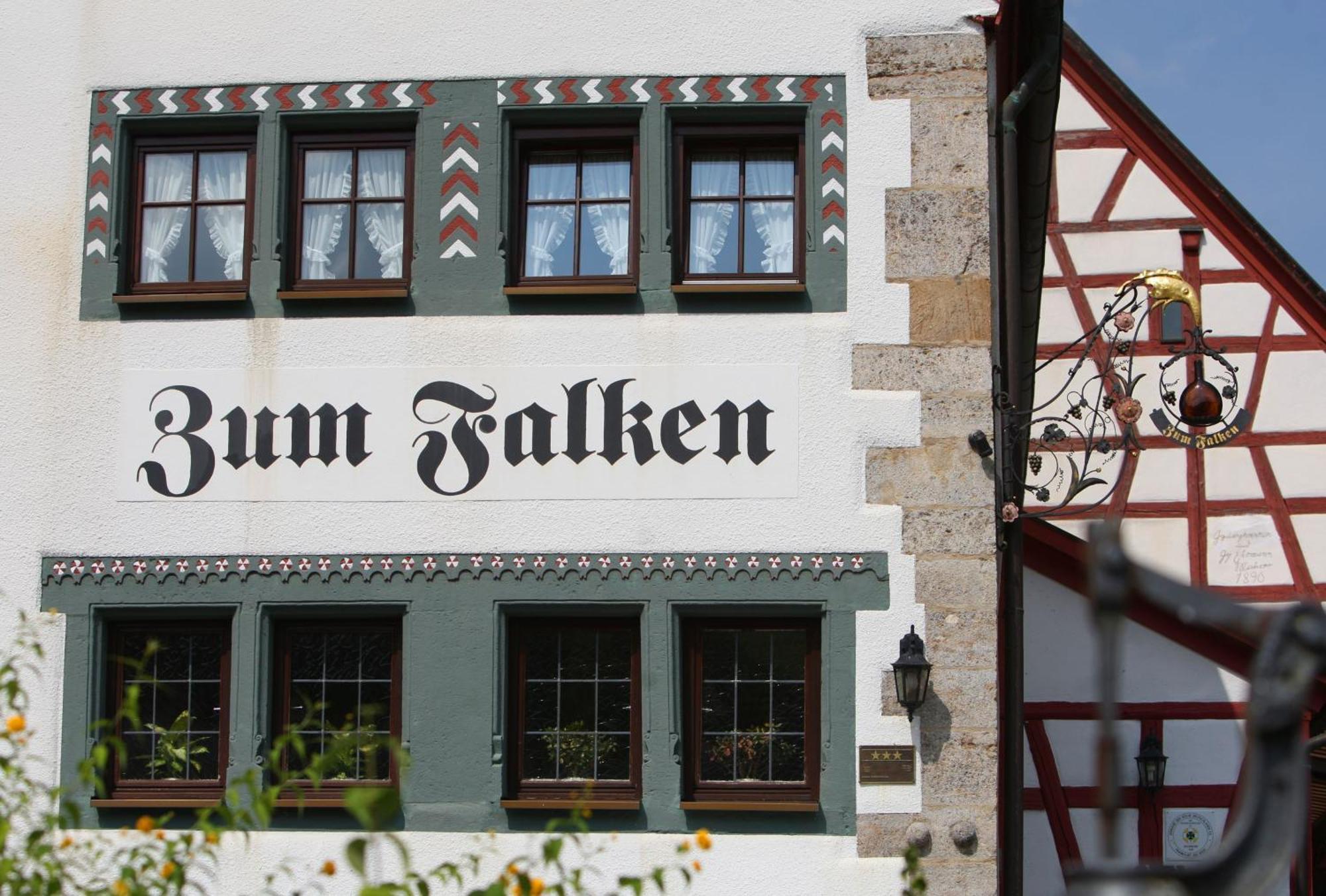 Landhaus Zum Falken Hotel Tauberzell Buitenkant foto