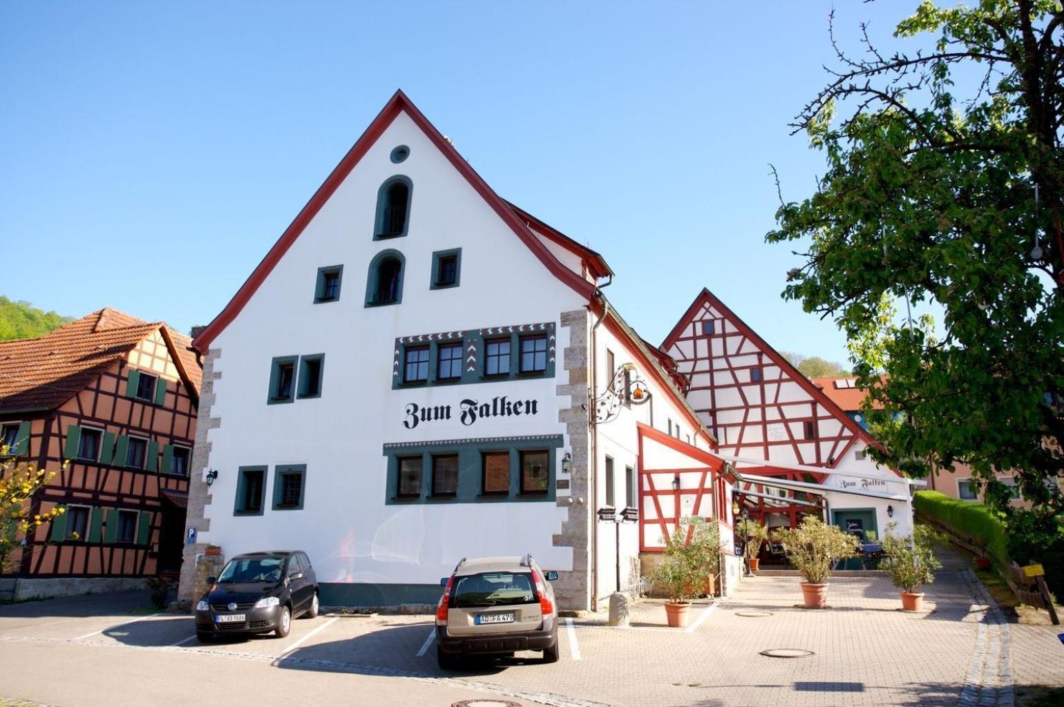 Landhaus Zum Falken Hotel Tauberzell Buitenkant foto