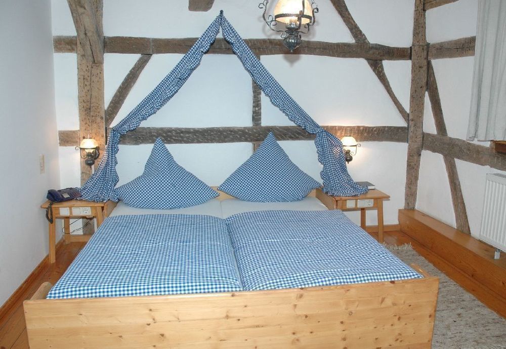 Landhaus Zum Falken Tauberzell Buitenkant foto